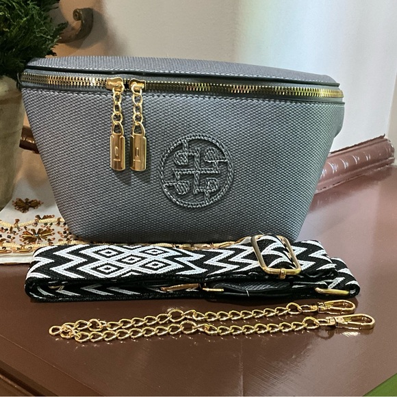 Gray Crossbody Bag with Gold Accents - Picture 7 of 8